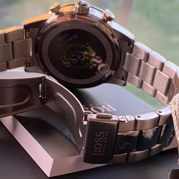 Hugo Boss Men’s Rafale Black Dial Chronograph Watch
Case Size: 44mm - Picture 9 of 9